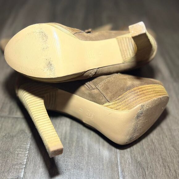 Bcbgmaxazria Women's Tan and Brown Boots - Picture 4 of 5